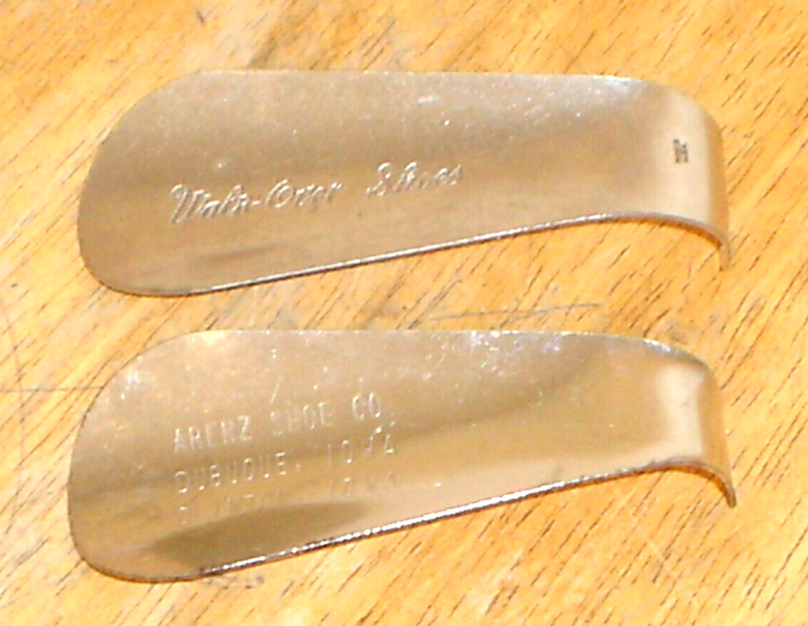 S Walk-over Shoes & Arenz Shoe Co. Dubuque, Iowa