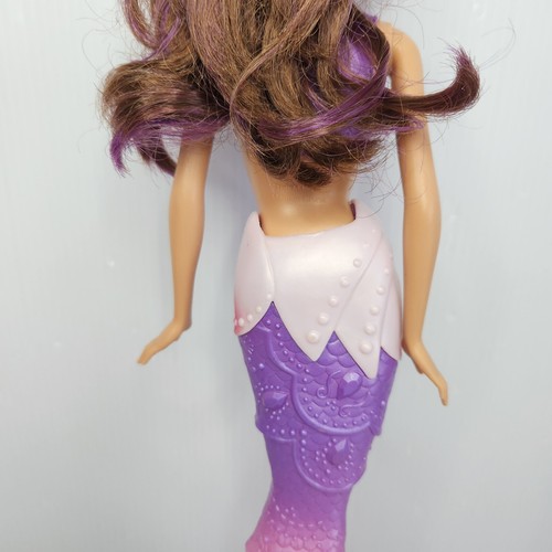 Barbie Mermaid Tale 2 Australia Doll 2012 - Colour Change Tail - Picture 8 of 11