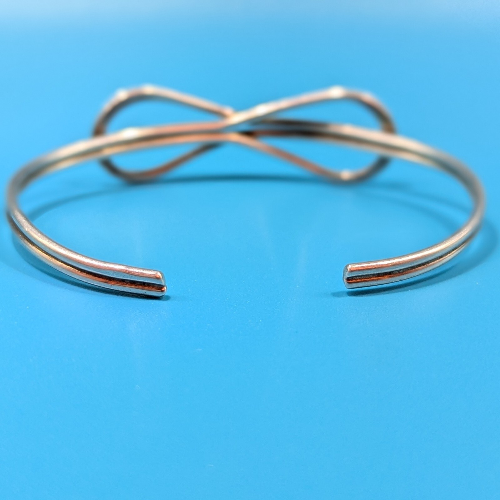 Artisan Sterling Cuff Interlocking Infinity Symbo… - image 6