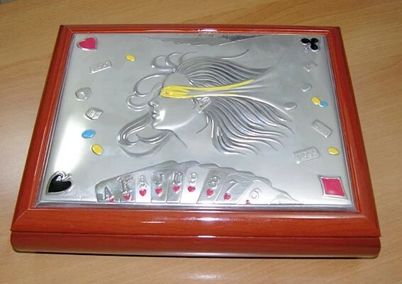 Cofanetto NUOVO in Argento e Legno, Carte Poker e Napoletane, Fiches e Dadi - Immagine 3 di 4