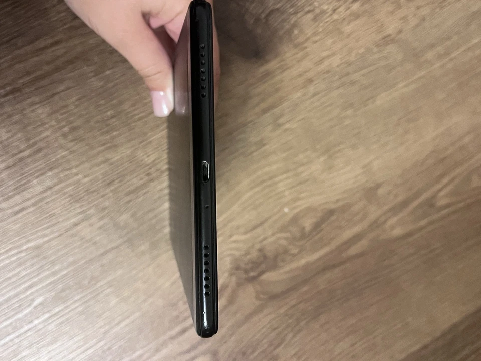 Hallo! Verkaufe ein Samsung Tab A! OHNE KRATZER! Funktioniert noch perfekt! - Bild 4 von 4