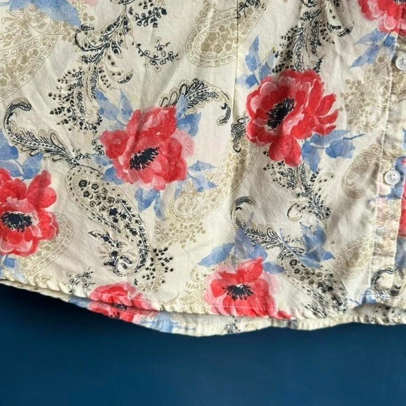 Blusa Floral Basic Editions Para Mujer Talla Grande 2X Rojo Crema Retro Cottagecore Foto 2 de 4