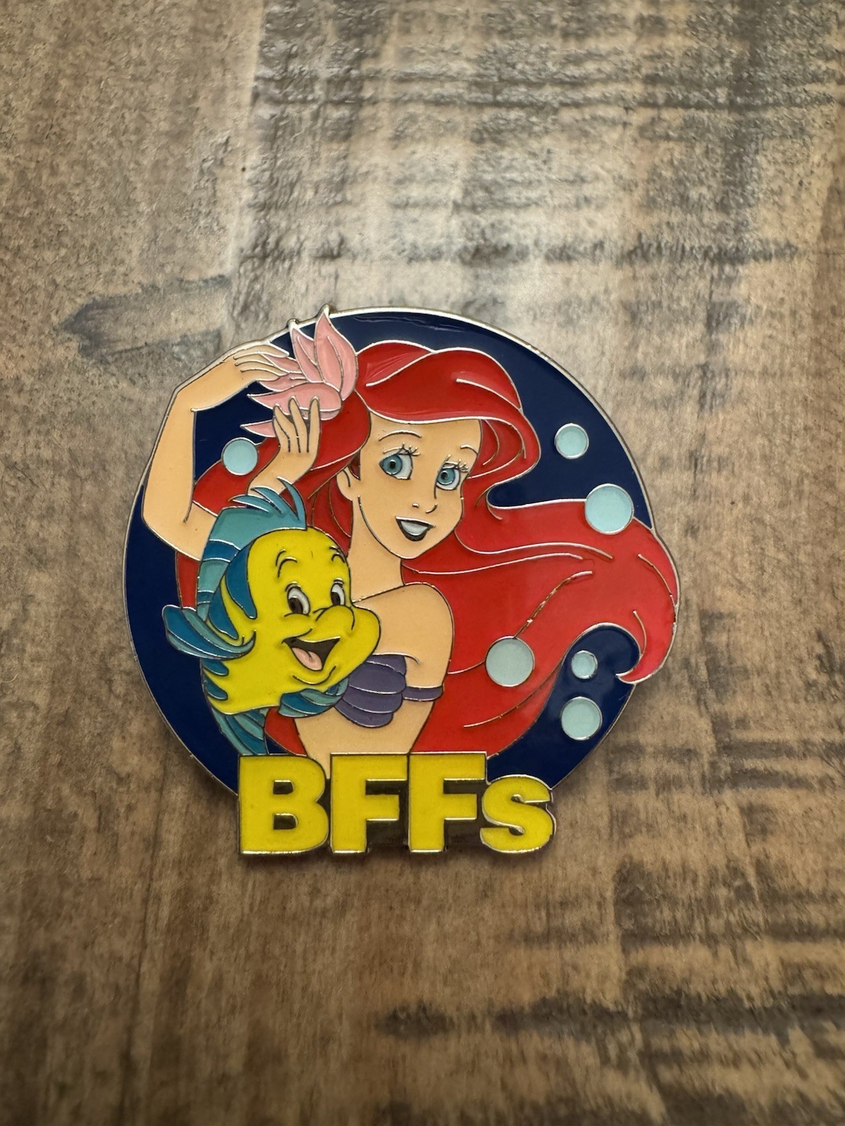 "Pin Disney Ariel & Flounder BFFs 2011 Little Mermaid Disney Parks 2"" auténtico"