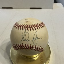 Nolan Ryan Bit by Coyote, Helps Inspire New Baseball Cards 24