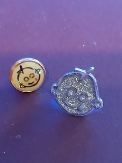 A/Great Ormond Street Hospital Pin Badge Set