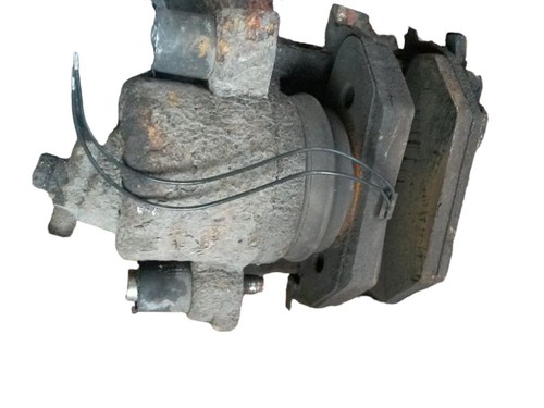 Bremssattel links vorn VW GOLF IV (1J1) 1.4 16V