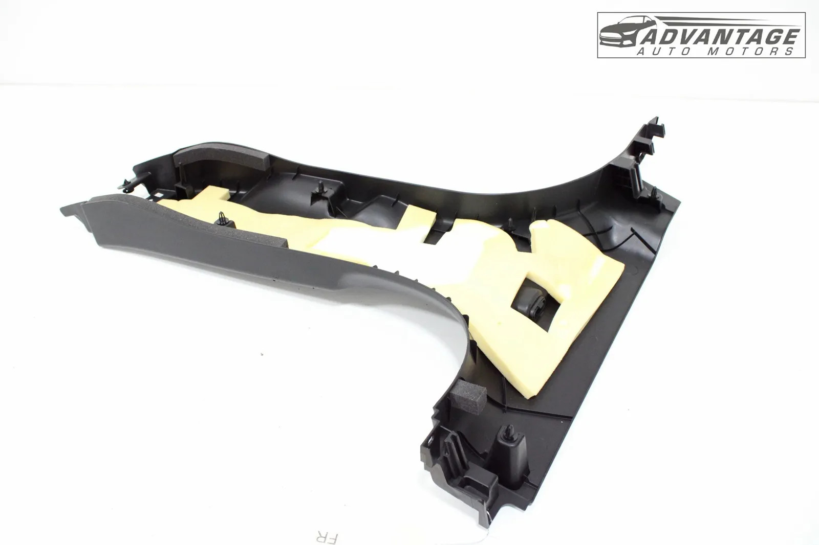 2014-2020 MASERATI GHIBLI RIGHT SIDE B PILLAR LOWER TRIM COVER PANEL OEM