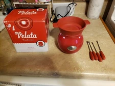 Scentsy Velata Rouge Fondue Warmer Red