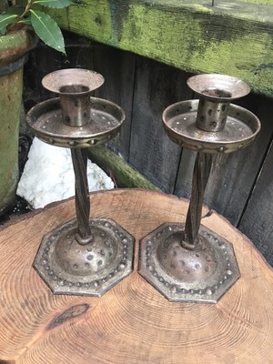 Antiker Goberg Kerzenleuchter handgeschmiedeter Stahl Deutsch Gotik Kunsthandwerk 8,5''hg