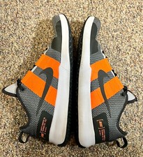 Size 11.5 - Nike Varsity Compete TR 2 Wolf Grey Total Orange  display picture 1