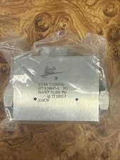 Swagelok T12MF20 IPT Series Tee 1 in Med. Pressure Coned & Threaded Connection