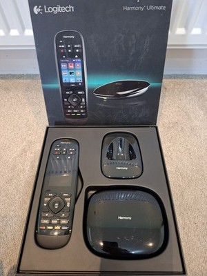 Logitech Harmony Ultimate Home Remote mit Dock & Hub - Neu - Siehe Fotos