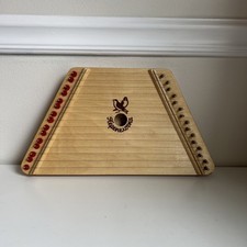 Vtg THE MUSIC MAKER Wooden Lap Harp Nepenenoyka. 15 string Musical Instrument.