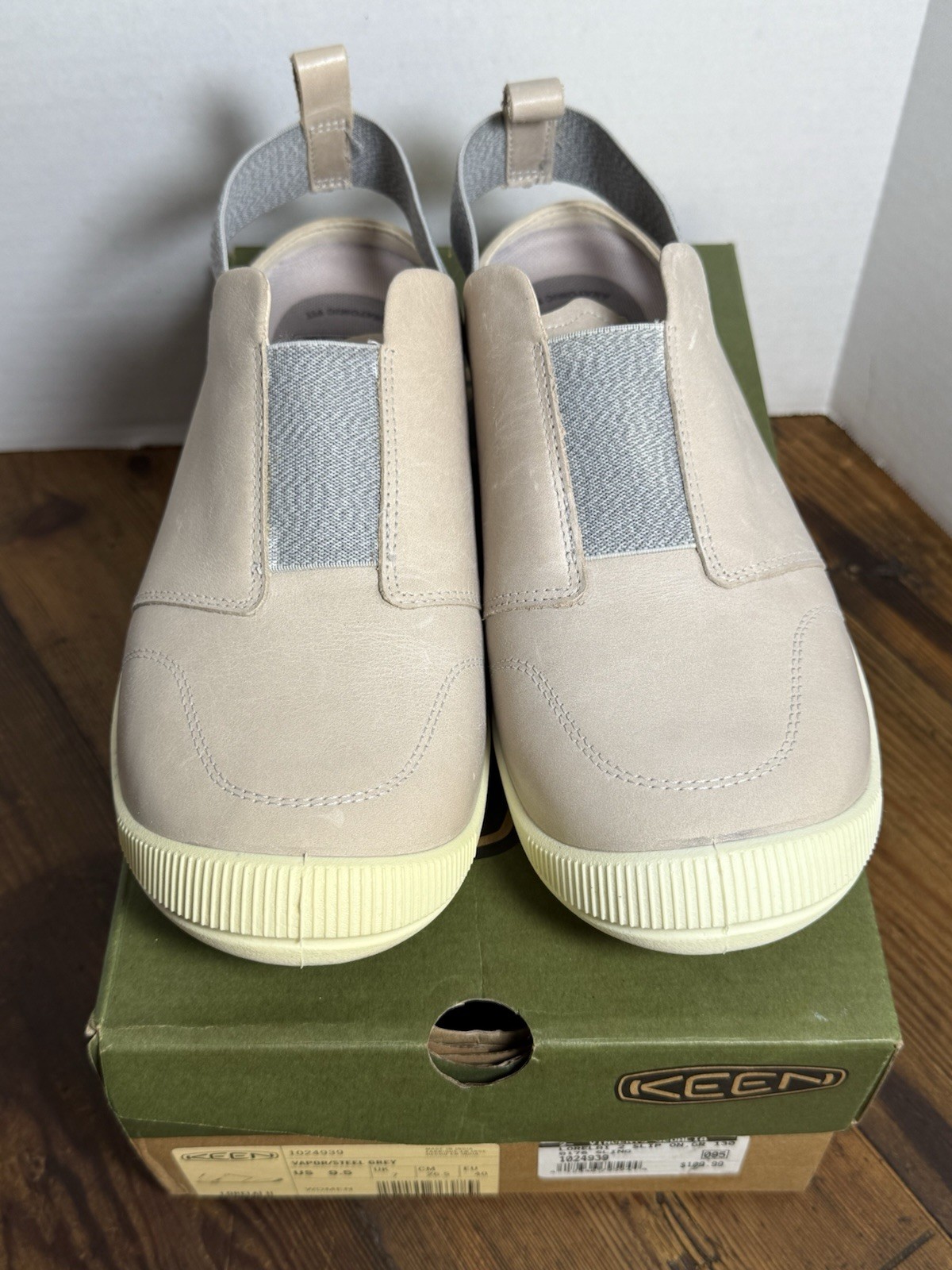 Scarpe comode KEEN donna Lorelai II slip on Vapor acciaio grigio taglia 9 5 nuove con etichette (H)