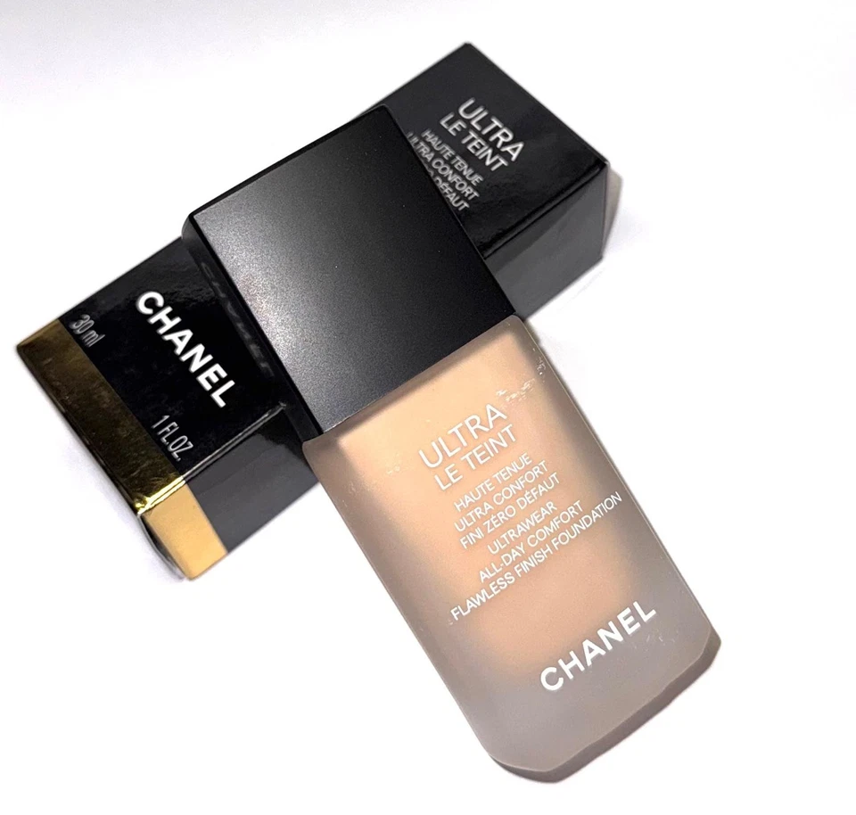 Chanel Ultra Le Teint Ultrawear All-day Comfort Flawless Finish Foundation BR12  - Bild 3 von 4