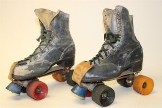 Lytle Member of MARSI Betty Lytle Hyde Vintage US Size 9.5 Roller Skates