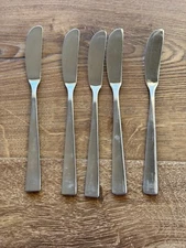 Lot of 5 DJ Japan Butter Knife Spreaders Flatware Excellent
