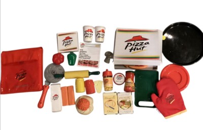 HUGE VINTAGE KIDS TOY PIZZA HUT FOOD KITCHEN OVEN MITT WARMING BAG SPAGHETTI LOT