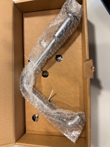 Elkay Rubinetto per montaggio a ponte nascosto 8" Centerset con maniglie a leva 4" in cromo - Foto 3 di 4