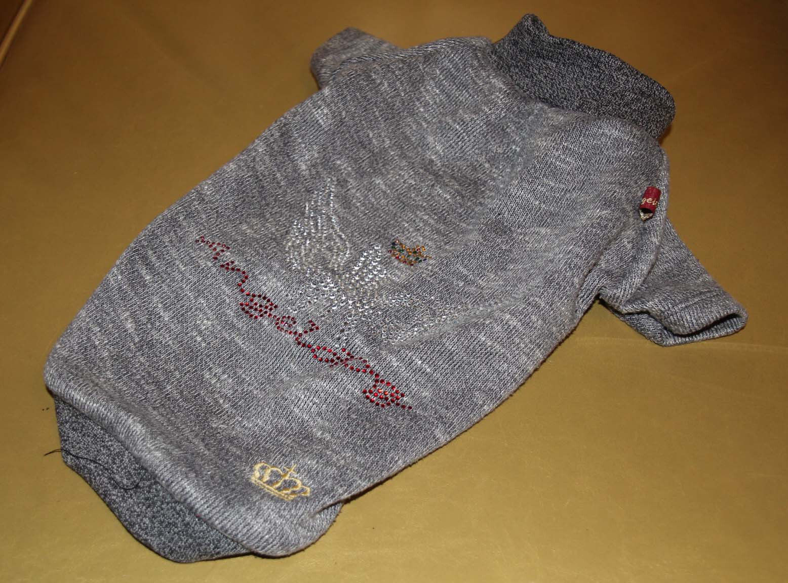 Hundepullover Buffalo Plaid – Roter Kapuzenpulli Mit Tasche Für Kleine Hunde (warm & Weich)