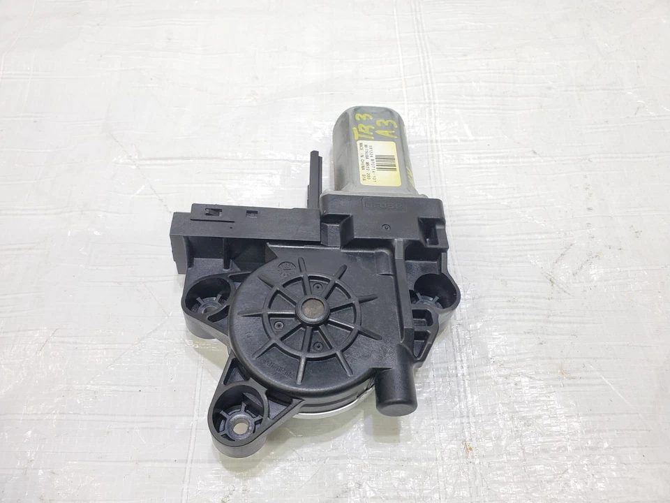 Оригинальный оконный мотор передний правый со стороны пассажира для Volvo XC70 2008-2016 годов выпуска 30699646 - Изображение 4 из 4