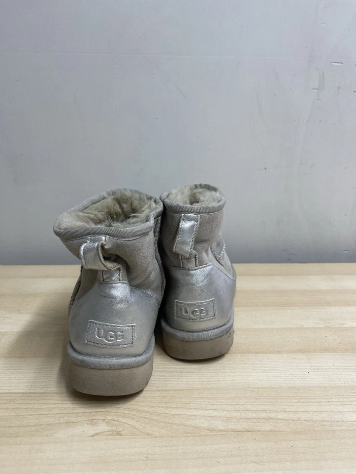 UGG Women's Classic Mini II Metallic 1112531 Suede Ankle Snow Boots UK 7 (S98), photo 3 of 5