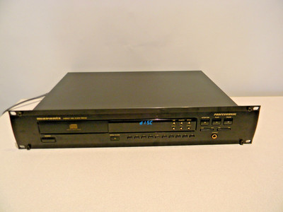 Marantz PMD320U Professional Rackmount Compact Disk (''CD'') Player