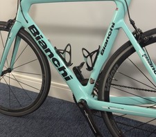 Bianchi Aria L (59cm). Chorus 11 crank. Specialised seat. Vision 35 wheels. 