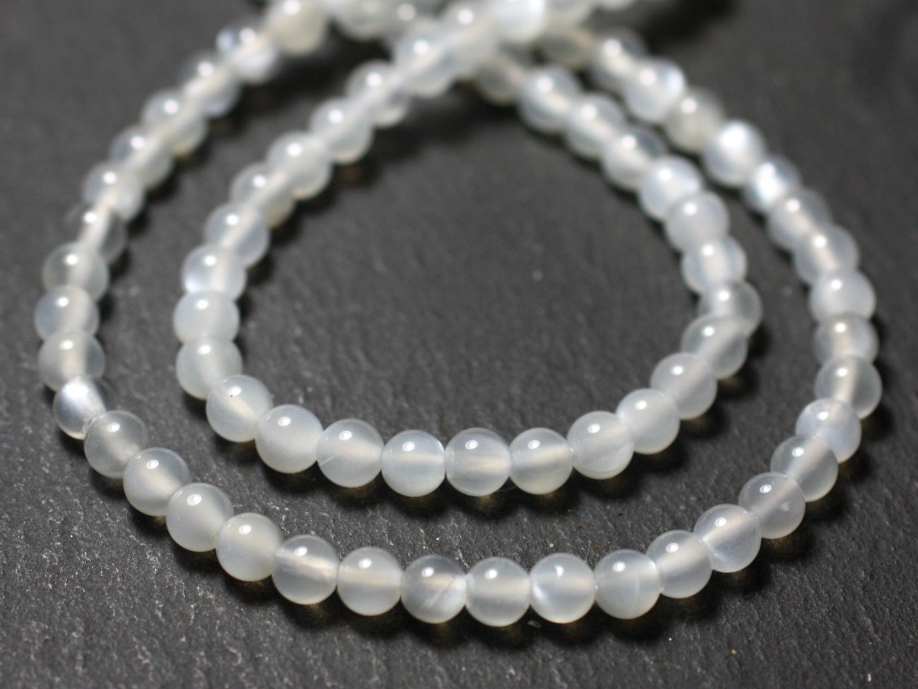 Perles Pierre de Lune blanche 3-4mm pour créer vos propres bracelets bien-être DIY