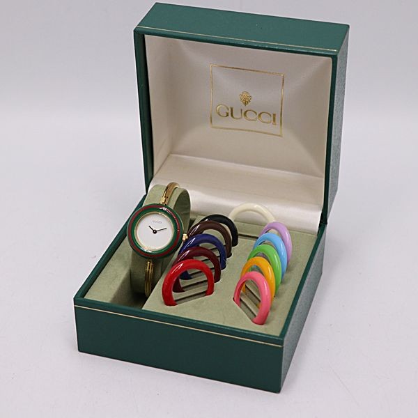 Dead  level working good condition Gucci change b… - image 1