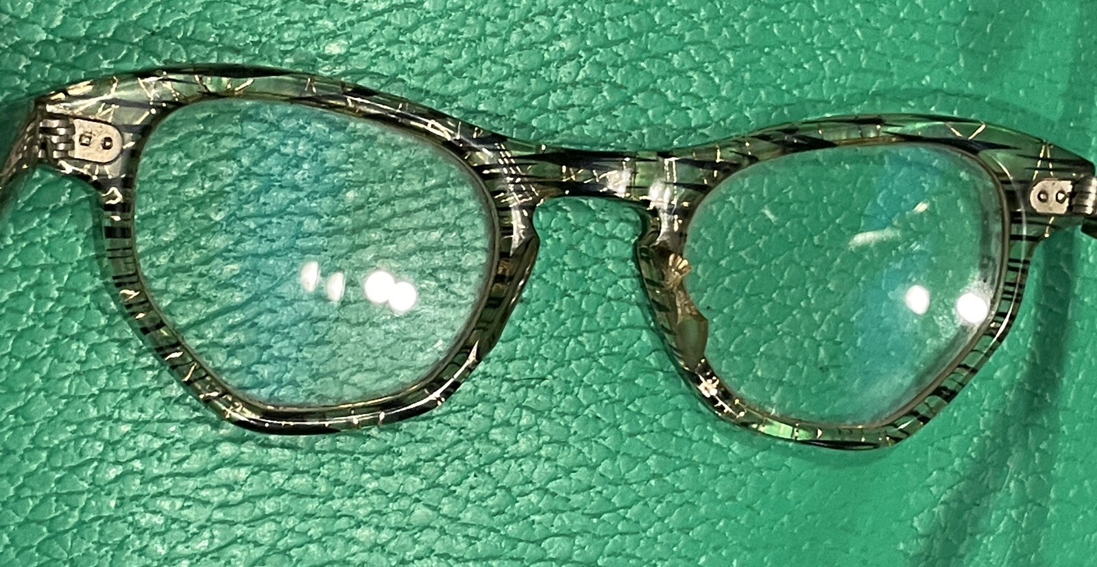 Vintage ?Art Craft Gold Cat Eye Retro Eyeglasses … - image 23