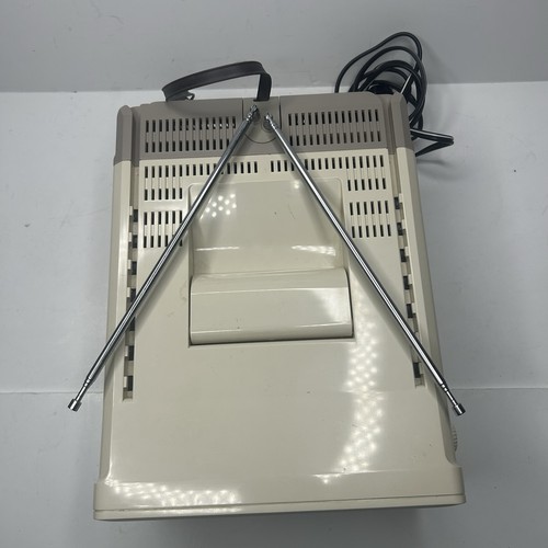 Vintage GE Spacemaker 7-7660A TV a colori radio AM/FM portatile schermo 5' - Foto 8 di 16