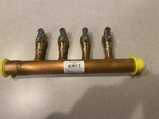 PEX MANIFOLD 4 Port, 1/2&rdquo; valve, 1&rdquo; trunk, new, SIOUX CHIEF  #672XV0431PK