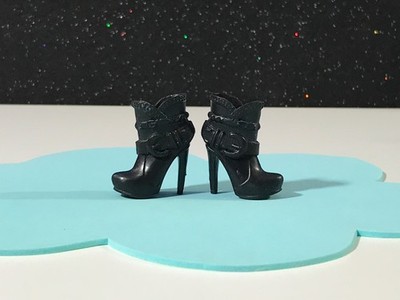 BRATZ DOLL BOOTS HIGH HEEL ANKLE BOOTS BUCKLES  ULTRA RARE PAIR MGA COLLECTIBLE
