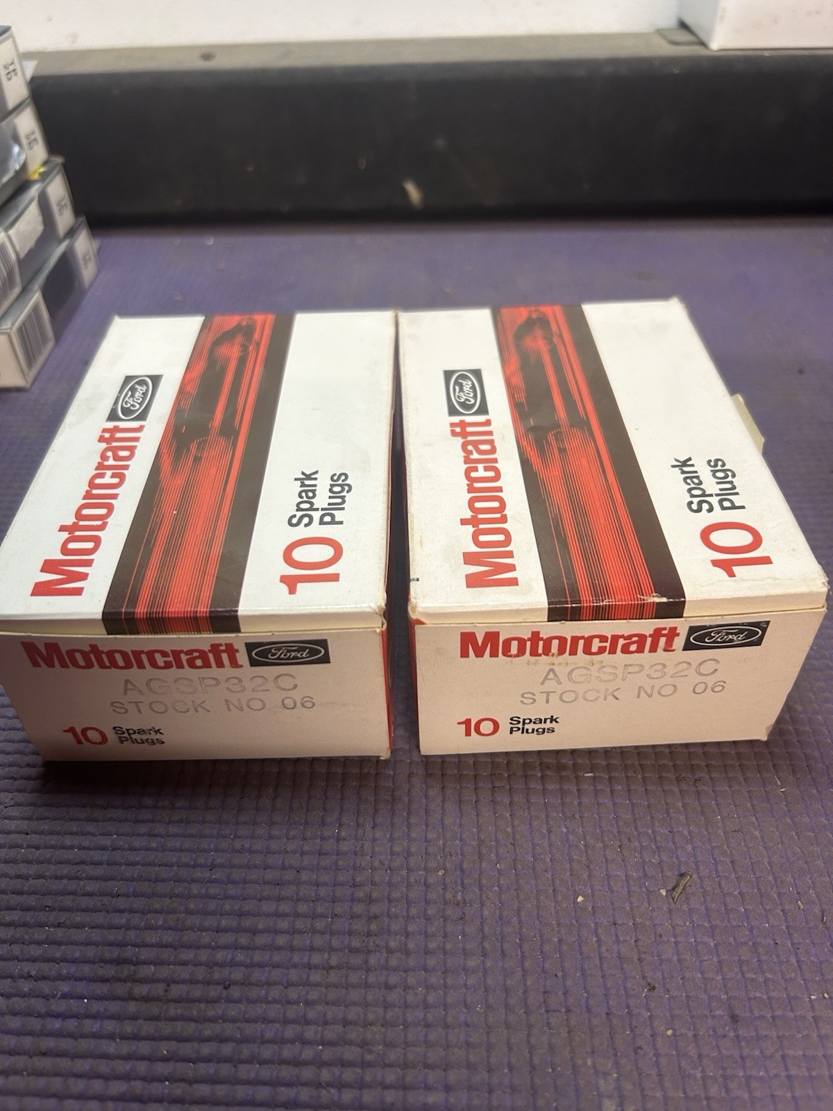 QTY 20 MOTORCRAFT GSP32C SP-406 COPPER SUPPRESSOR SPARK PLUG 2 Full Boxes