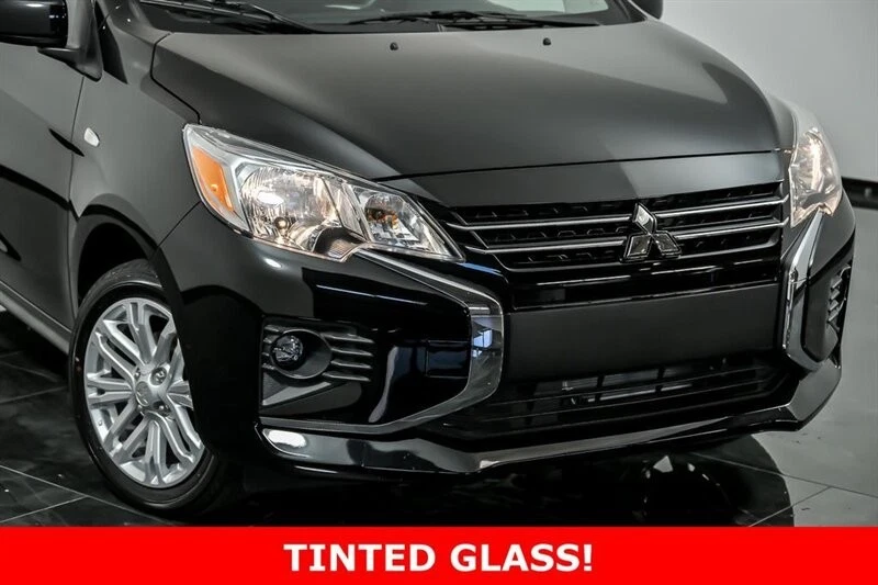 Mitsubishi Mirage LE 2024 Foto 2 de 4