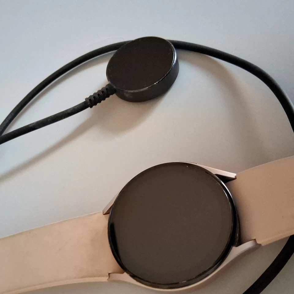 Samsung Galaxy Watch 40 · 40 mm · Bluetooth, Foto 2 von 4