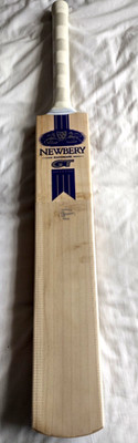 Newbery GT 5 Star Cricketschläger 2lb 10oz SH Full Refurb
