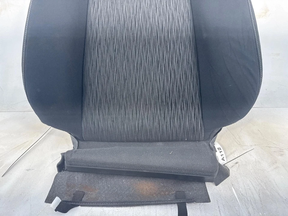 Cojín superior de tela para asiento del conductor delantero izquierdo Nissan Sentra 2014-2015 Foto 3 de 4