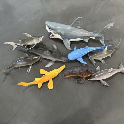 Toy-Rific Shark & Sea Animal Educational Figures Set Ages 4-11, 2018