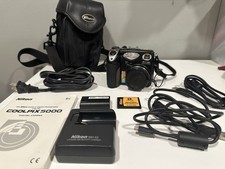 Vintage Nikon COOLPIX 5000 Digital Camera with Bag Other Parts