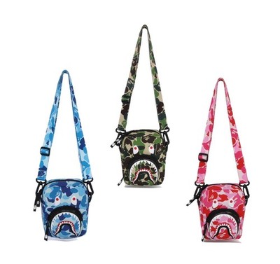 A BATHNIG APE Men's Goods ABC CAMO SHARK MINI BAG 1M30190003 z