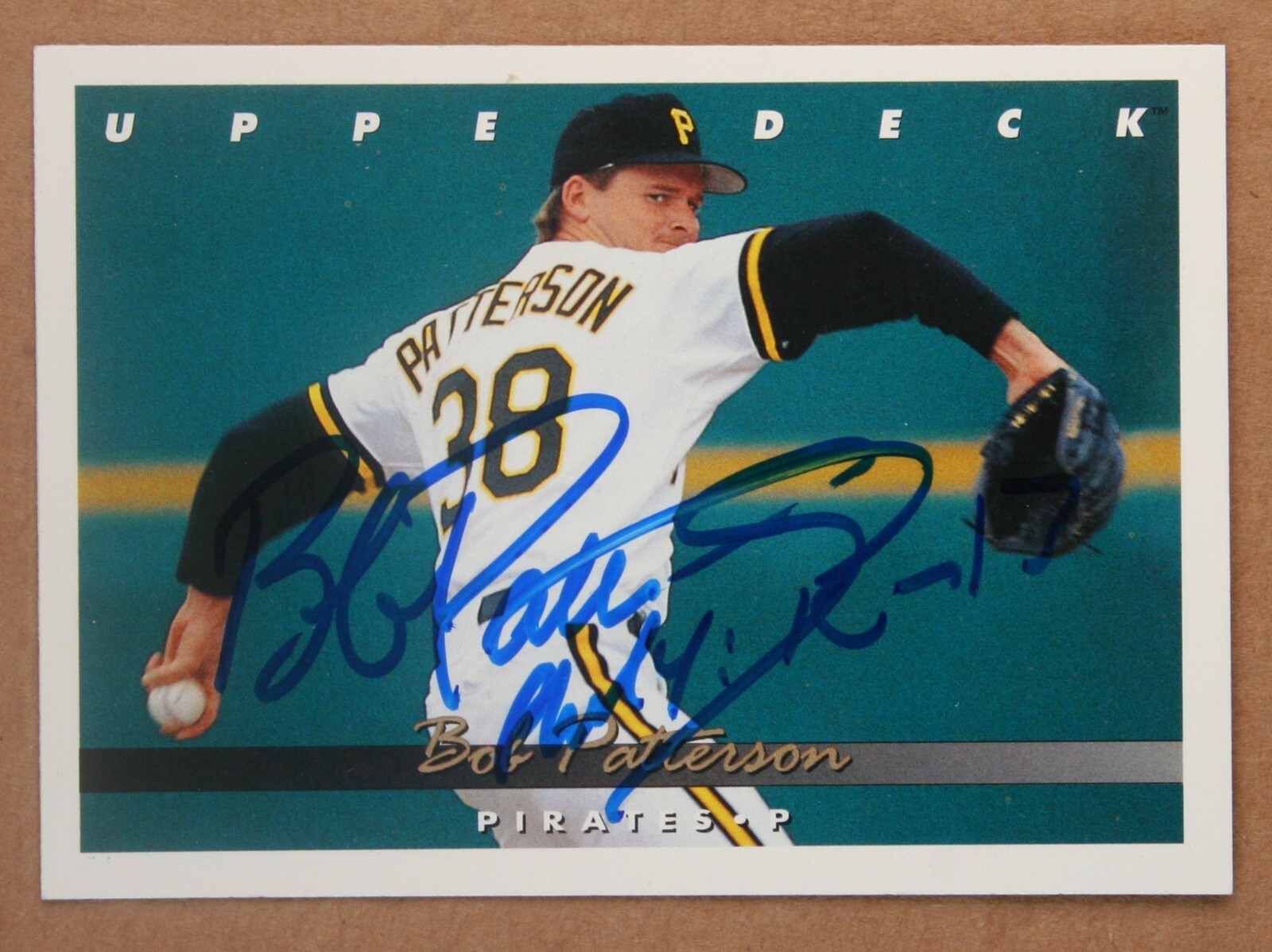 AUTOGRAPHED - Bob Patterson Upper Deck #412 Pittsburgh Pirates 1993