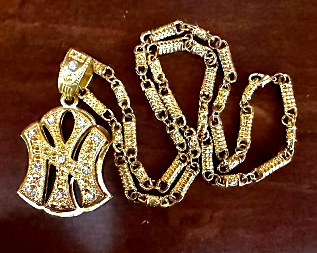 New york yankees gold necklace deals