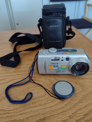 Sony Cyber-Shot DSC-P50 2.1MP 6x Zoom Digital Camera Case, New Batteries Tested