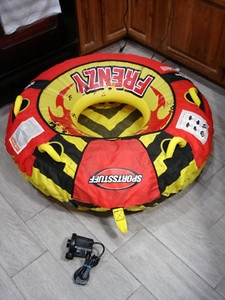 1 Person Sports Stuff "Frenzy" 53-1123 Round Inflated 120cm/48” Tow Float W/Pump