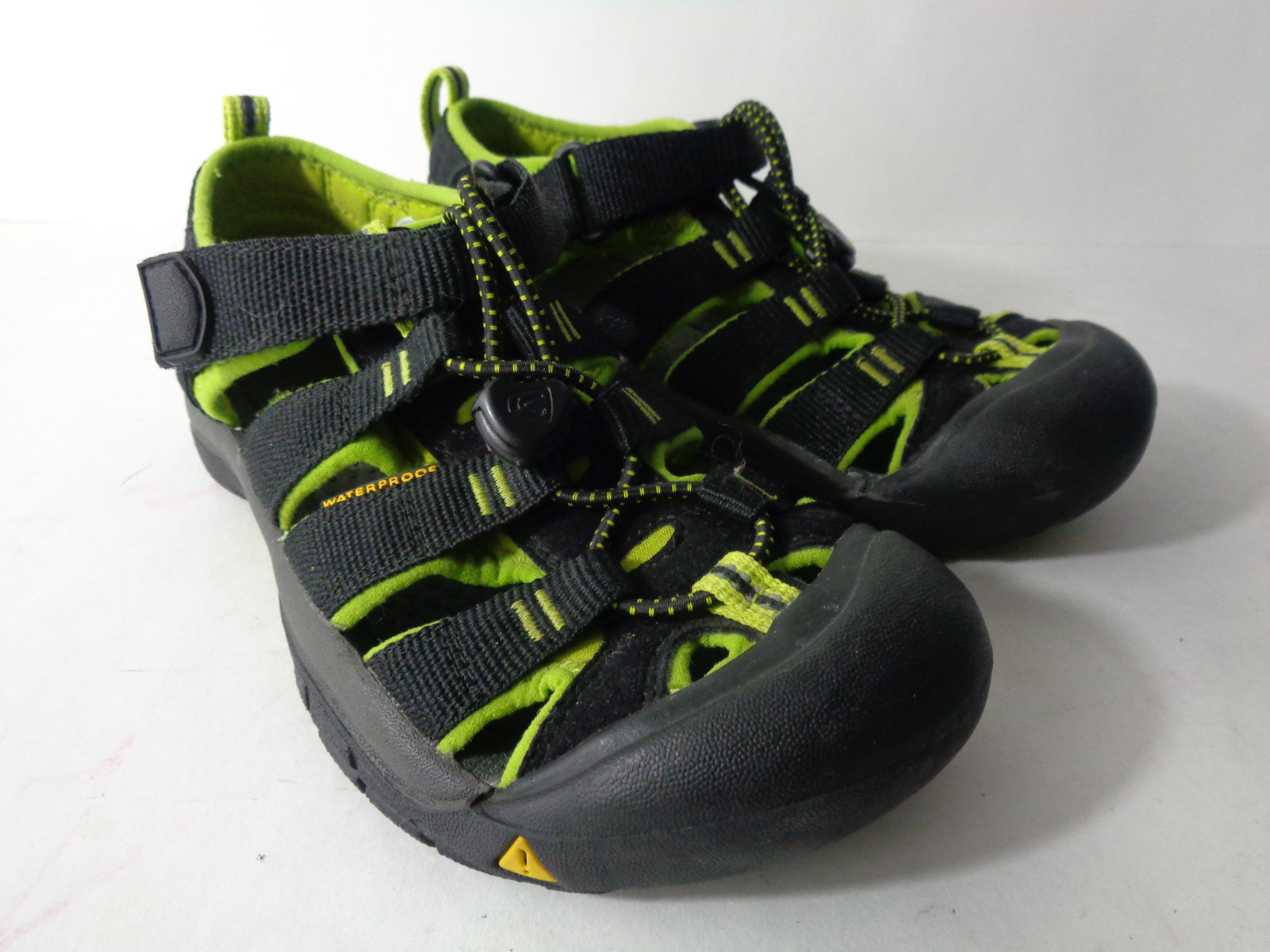 SCARPA SANDALO SPORTIVO KEEN Youth EUR 34 US 2M IMPERMEABILE NERO