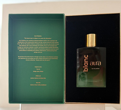 Le Aura Blanc Eau de Parfum~3.4 oz Airy Florals Creamy Woods-NEW OPEN BOX