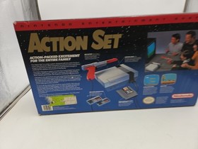 Nintendo NES Action Set Home Console White Gray Retro Classic Gaming System