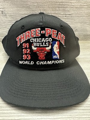 90s VTG CHICAGO BULLS Sports THREE PEAT 3 NBA Champions Hat
